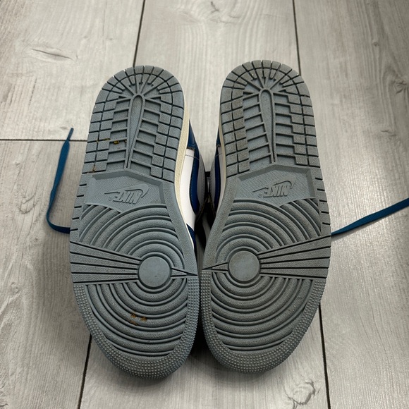 Men’s Jordan 1 Low SE 'Industrial Blue Size 7.5 - Picture 9 of 9